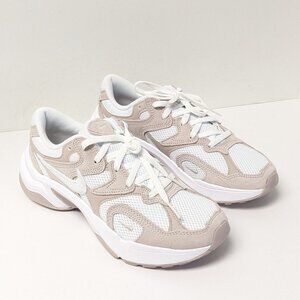 Nike Women's Athletic Shoes - White and Tan